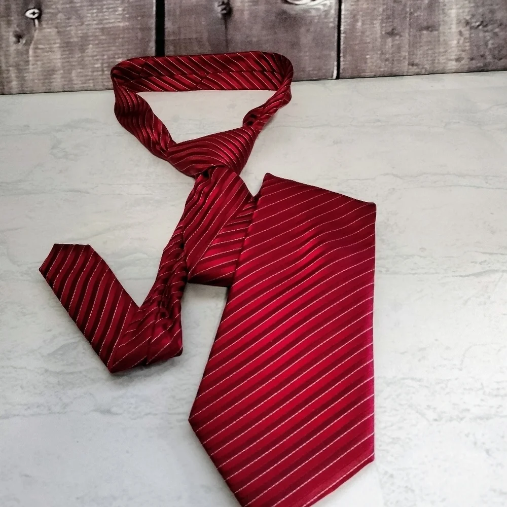Sean John Men's Silk Necktie Tie Red Striped Formal Business Wear